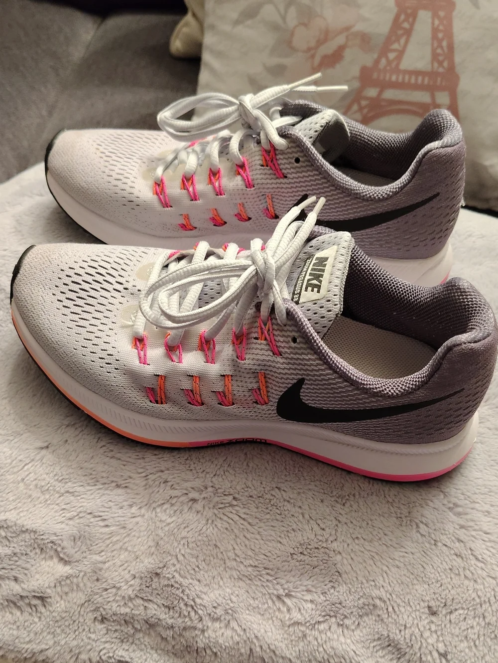 Nike Women's White/Light Gray Running Shoes with Pink Accents